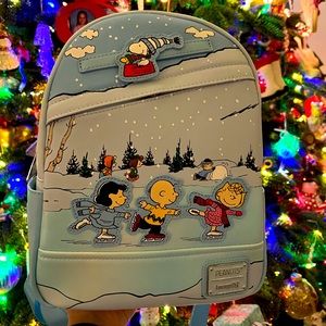NWT Loungefly Peanuts Mini Backpack